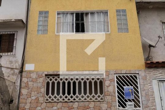 Fachada do imóvel (Placa instalada no portão) de casa à venda com 3 quartos, 27m² em Conjunto Residencial José Bonifácio, São Paulo