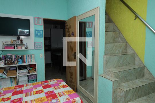 Quarto 1 de casa à venda com 3 quartos, 27m² em Conjunto Residencial José Bonifácio, São Paulo
