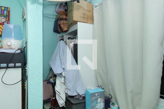 Quarto 1 de casa à venda com 3 quartos, 27m² em Conjunto Residencial José Bonifácio, São Paulo