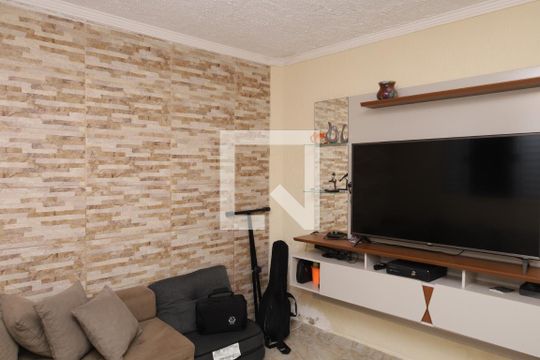 Sala de casa à venda com 3 quartos, 27m² em Conjunto Residencial José Bonifácio, São Paulo