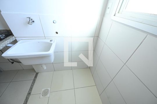Área de Serviço de apartamento para alugar com 2 quartos, 54m² em Parque Oeste Industrial, Goiânia