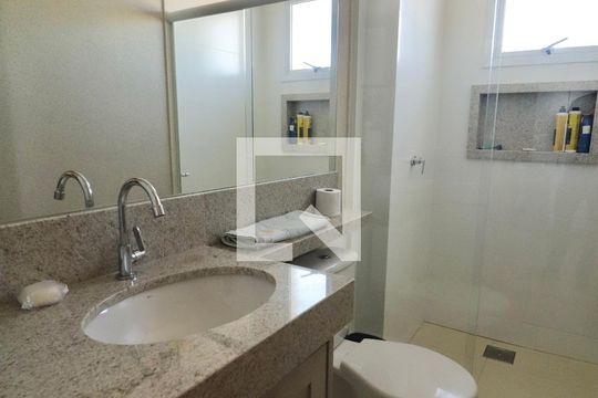 Banheiro 1 de apartamento para alugar com 3 quartos, 105m² em Setor Leste Universitário, Goiânia