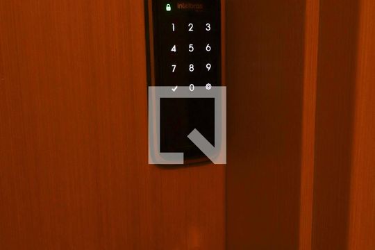 Fechadura eletrônica de apartamento para alugar com 3 quartos, 105m² em Setor Leste Universitário, Goiânia