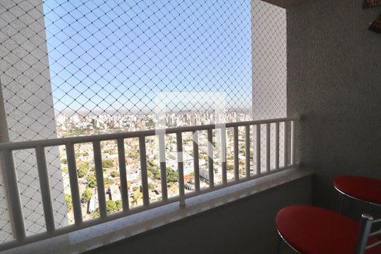 Vista Quarto 1 de apartamento para alugar com 3 quartos, 105m² em Setor Leste Universitário, Goiânia