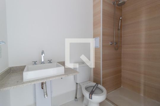 Banheiro de kitnet/studio à venda com 1 quarto, 26m² em Jardim das Acacias, São Paulo