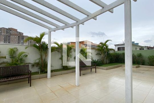 Área comum de apartamento à venda com 2 quartos, 60m² em Jardim Tupanci, Barueri