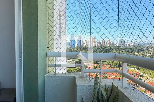 Sacada de apartamento à venda com 2 quartos, 60m² em Jardim Tupanci, Barueri
