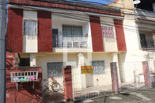Fachada de casa para alugar com 2 quartos, 60m² em Parque Ulisses, Nova Iguaçu