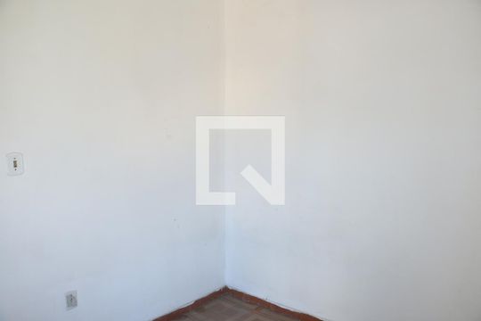 Quarto de casa para alugar com 2 quartos, 60m² em Parque Ulisses, Nova Iguaçu