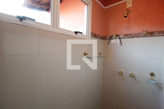 Lavabo de casa para alugar com 5 quartos, 370m² em Umuarama, Uberlândia