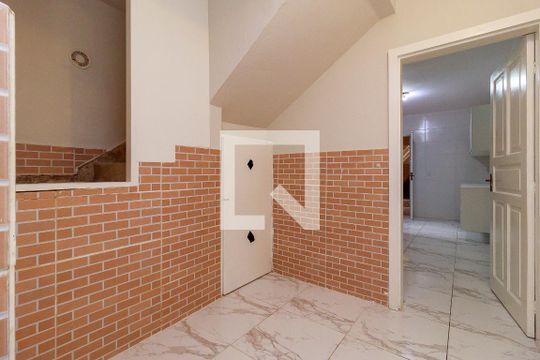 Corredor de casa para alugar com 1 quarto, 48m² em Vila Cruzeiro, São Paulo