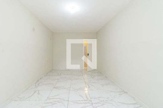Kitnet de casa para alugar com 1 quarto, 48m² em Vila Cruzeiro, São Paulo