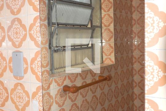 Banheiro 01 de casa à venda com 2 quartos, 90m² em Casa Verde Alta, São Paulo