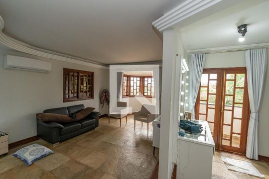 Suite 1 de casa à venda com 5 quartos, 535m² em Bairro das Palmeiras, Campinas
