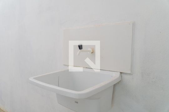 Área de Serviço de casa para alugar com 1 quarto, 50m² em Campo Novo, Porto Alegre