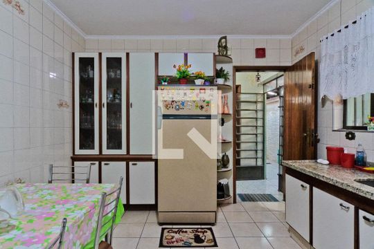 Cozinha de casa à venda com 3 quartos, 110m² em Jardim Santo Elias, São Paulo