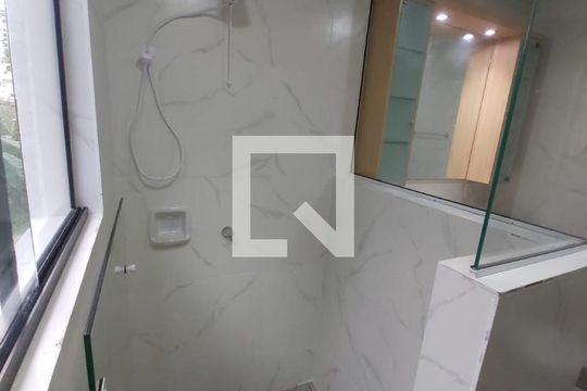 Banheiro de casa para alugar com 4 quartos, 180m² em Lagoa da Conceição, Florianópolis