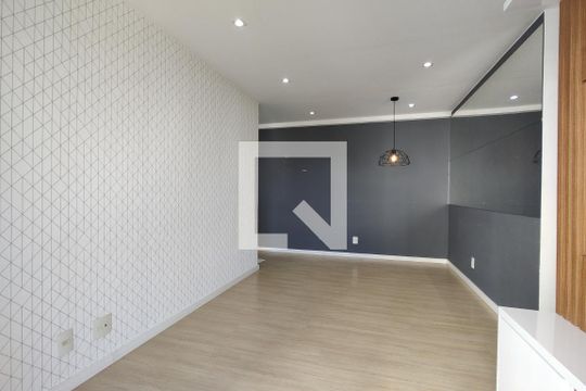 Sala de apartamento para alugar com 3 quartos, 63m² em Jacarepaguá, Rio de Janeiro