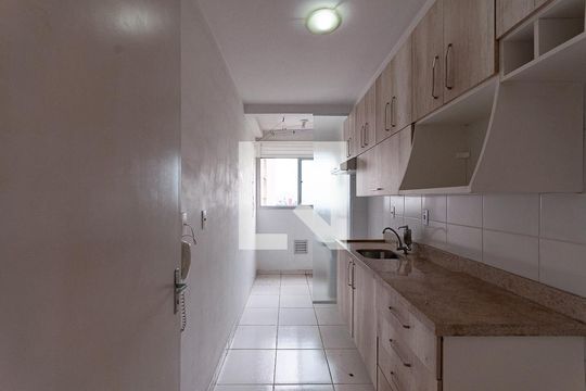 Cozinha de apartamento à venda com 2 quartos, 44m² em Água Branca, São Paulo