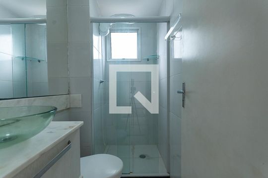 Banheiro Social de apartamento à venda com 2 quartos, 44m² em Água Branca, São Paulo