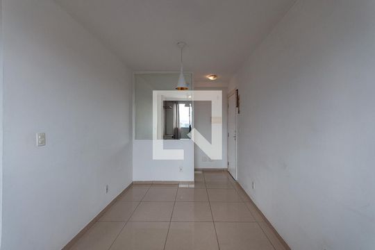 Sala de apartamento à venda com 2 quartos, 44m² em Água Branca, São Paulo