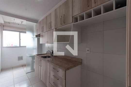 Cozinha de apartamento à venda com 2 quartos, 44m² em Água Branca, São Paulo