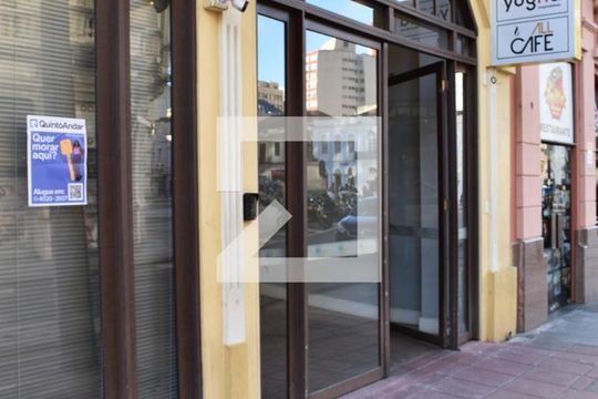 Fachada de kitnet/studio à venda com 1 quarto, 17m² em Centro, Curitiba