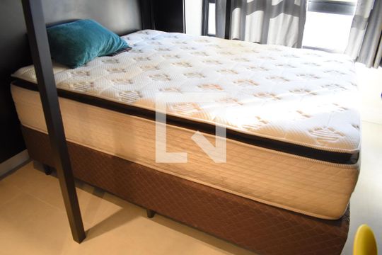Studio  de kitnet/studio à venda com 1 quarto, 17m² em Centro, Curitiba