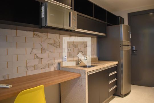 Kitnet/Studio à venda com 1 quarto, 17m² em Centro, Curitiba