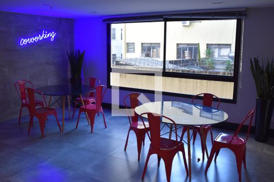 Área comum de kitnet/studio à venda com 1 quarto, 17m² em Centro, Curitiba