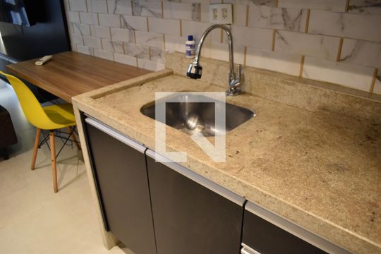 Studio  de kitnet/studio à venda com 1 quarto, 17m² em Centro, Curitiba