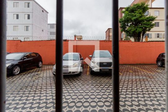 Vista Quarto 2 de apartamento à venda com 2 quartos, 48m² em Conjunto Habitacional Padre Manoel da Nóbrega, São Paulo