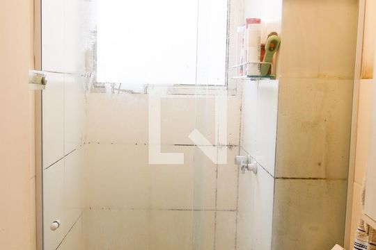 Banheiro de apartamento à venda com 2 quartos, 39m² em São Pedro, Osasco