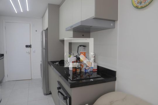 Cozinha de kitnet/studio à venda com 0 quarto, 25m² em Vila Clementino, São Paulo