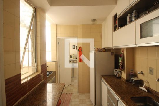 Cozinha de apartamento à venda com 3 quartos, 144m² em Salgado Filho, Belo Horizonte