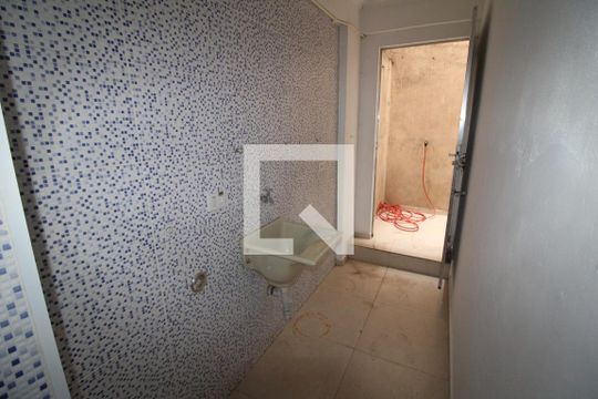 Área de Serviço de apartamento para alugar com 2 quartos, 53m² em Vila Nivi, São Paulo