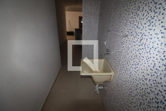 Área de Serviço de apartamento para alugar com 2 quartos, 53m² em Vila Nivi, São Paulo