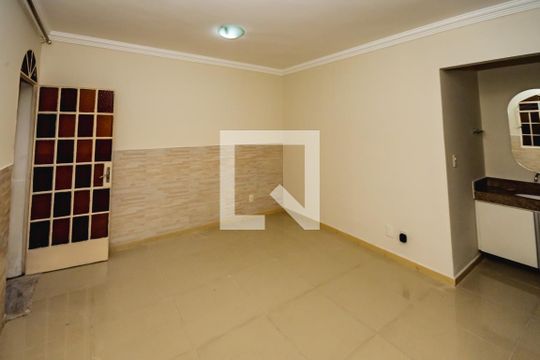 Casa à venda com 5 quartos, 110m² em Santa Amelia, Belo Horizonte