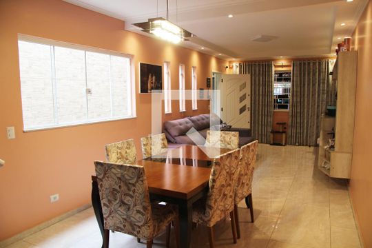 Sala de casa à venda com 3 quartos, 150m² em Vila Tijuco, Guarulhos