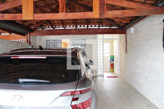 Garagem de casa à venda com 3 quartos, 150m² em Vila Tijuco, Guarulhos