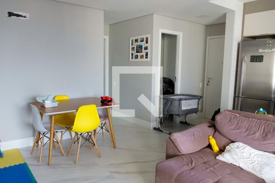 sala de apartamento para alugar com 2 quartos, 76m² em Centro, Osasco