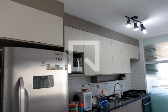 Cozinha de apartamento para alugar com 2 quartos, 76m² em Centro, Osasco