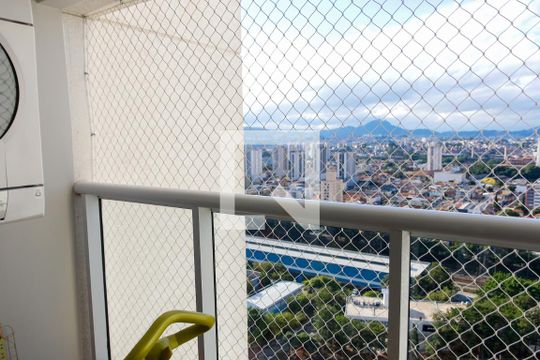 Sacada de apartamento para alugar com 2 quartos, 76m² em Centro, Osasco