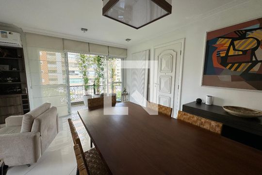 Apartamento à venda com 3 quartos, 123m² em Real Parque, São Paulo