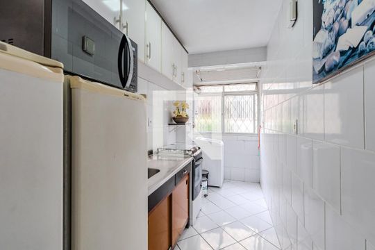 Cozinha e Área de Serviço de apartamento à venda com 1 quarto, 52m² em Azenha, Porto Alegre