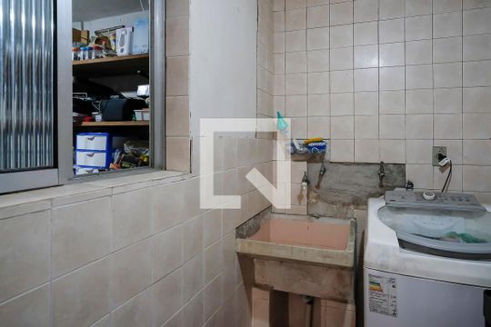 Área de serviço de casa à venda com 3 quartos, 380m² em Jardim São Caetano, São Caetano do Sul