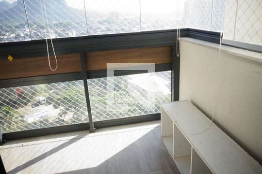 Varanda de apartamento à venda com 3 quartos, 84m² em Jacarepaguá, Rio de Janeiro