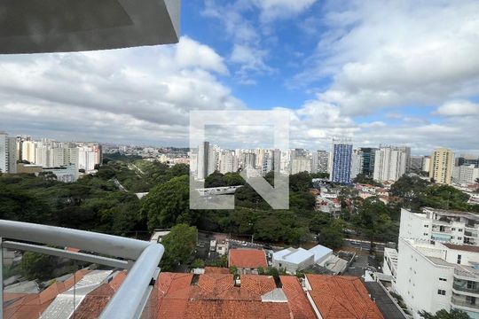 Vista do Quarto de apartamento para alugar com 1 quarto, 55m² em Vila Guarani (zona Sul), São Paulo