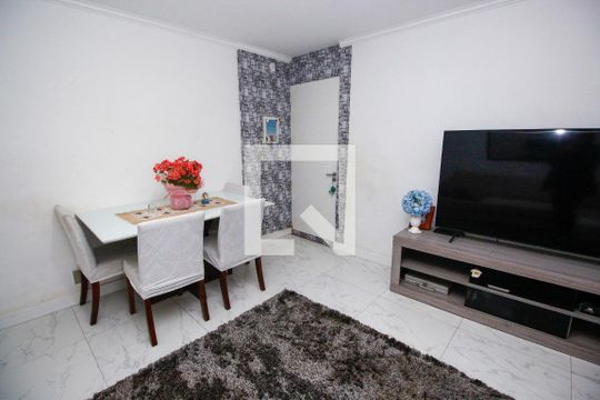 Sala de apartamento à venda com 2 quartos, 75m² em Vila Suzana, São Paulo
