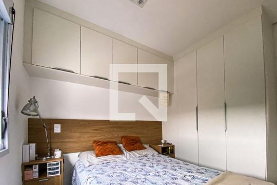 Quarto de apartamento para alugar com 1 quarto, 28m² em Jardim Trussardi, São Paulo